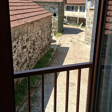 بيت للعطل Casa Dos Avos