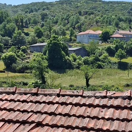 Casa Dos Avos بيت للعطل *